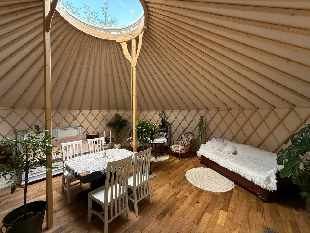 Glamping v Jurtě na Hranáči